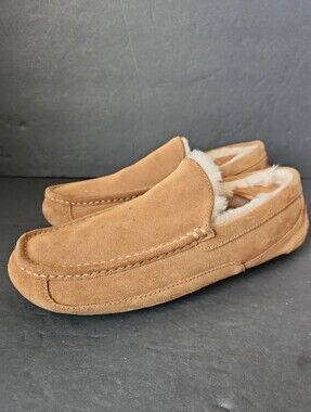 UGG Ascot Slipper Mens Size 10 Chestnut